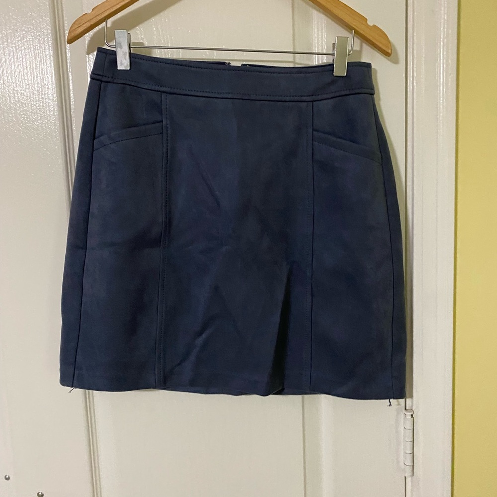 Elegant Navy Blue Skirt